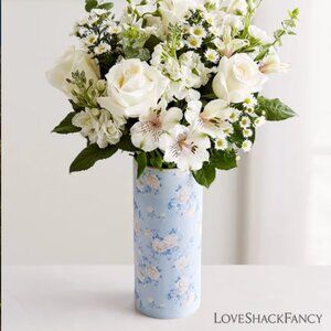 NWT LoveShackFancy Love in Bloom Vase
